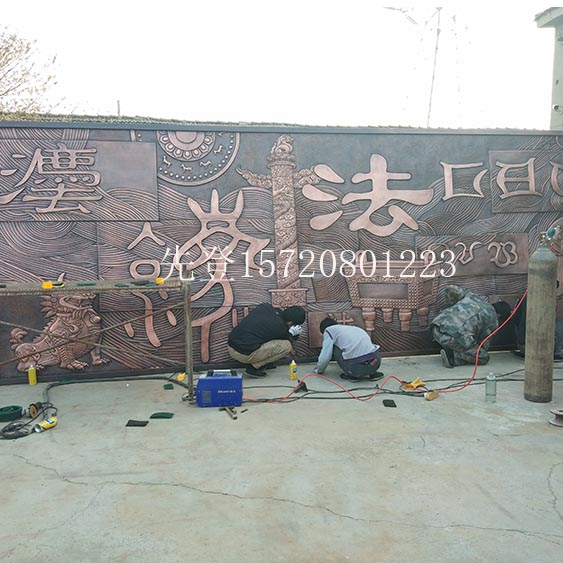 ��~����​�����y����ˇ�g�е�������